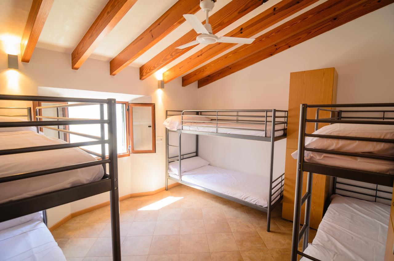 Embat - Hostel Монтуірі Номер фото